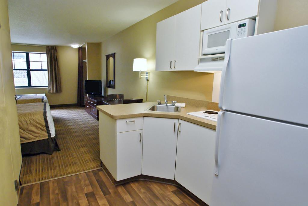Extended Stay America Suites - Oklahoma City - Nw Expressway Exterior photo