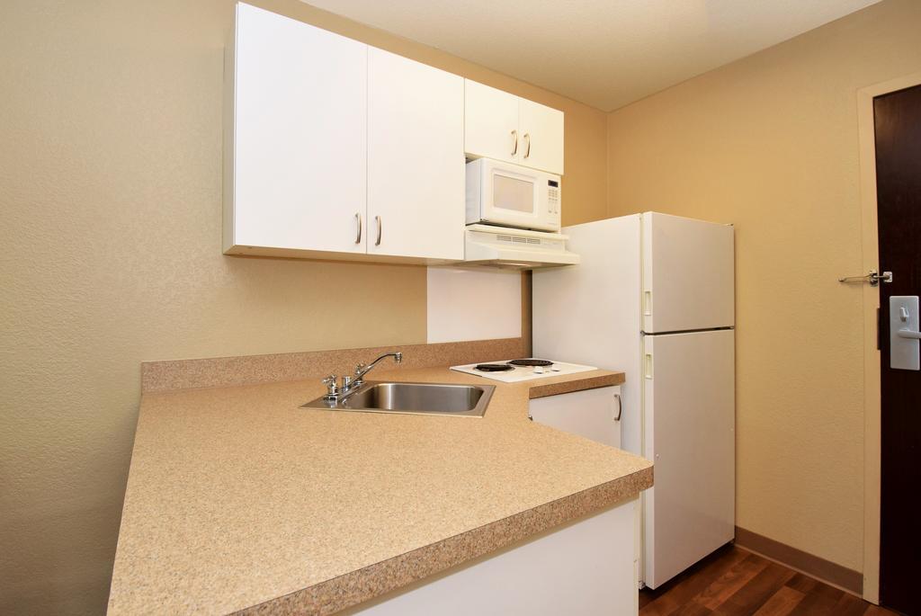 Extended Stay America Suites - Oklahoma City - Nw Expressway Exterior photo